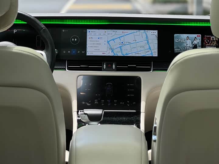 Фото 5 - LiXiang One