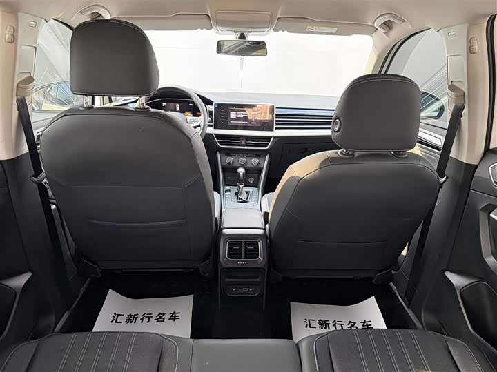 Фото 13 - Volkswagen Tiguan L Pro