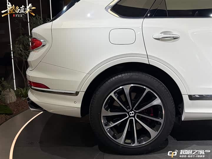 Фото 3 - Bentley Bentayga