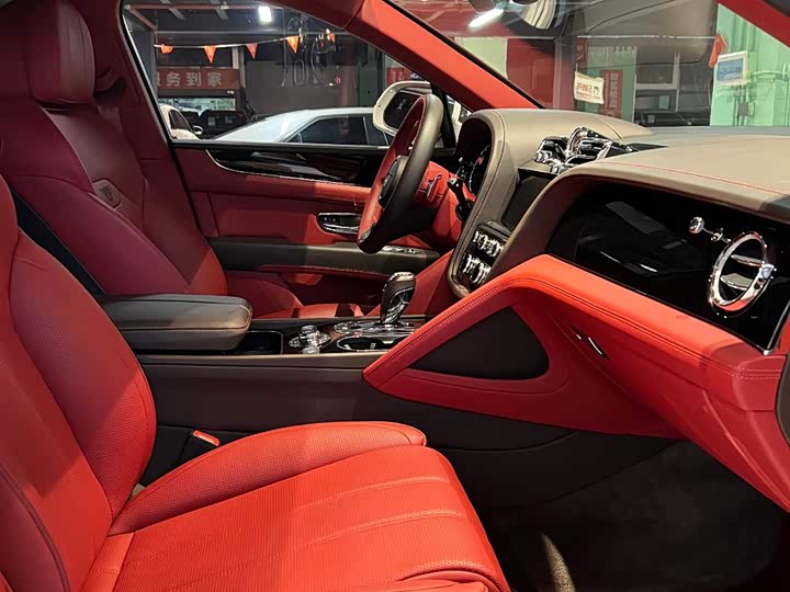 Фото 5 - Bentley Bentayga