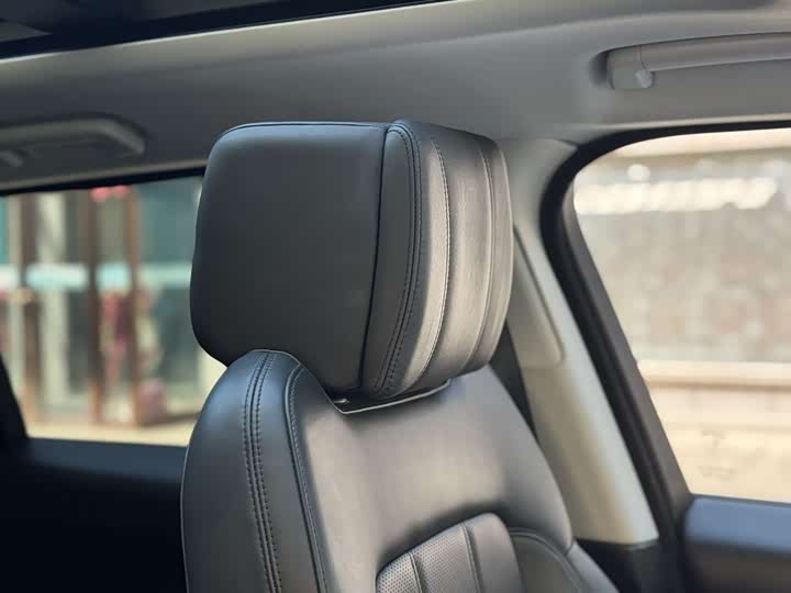 Фото 10 - Land Rover Range Rover Sport