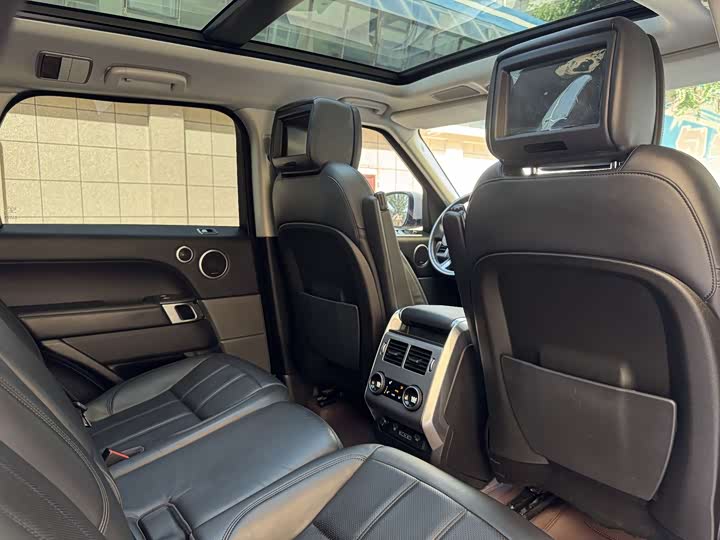 Фото 20 - Land Rover Range Rover Sport