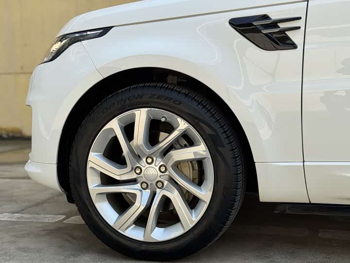 Фото 34 - Land Rover Range Rover Sport