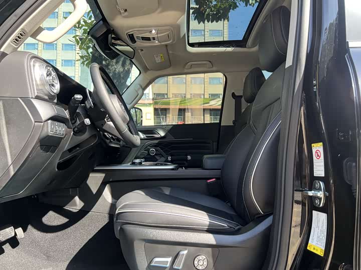 Фото 7 - Tank 300