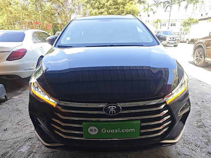 Фото 7 - BYD Song Max