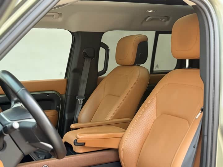 Фото 15 - Land Rover Defender