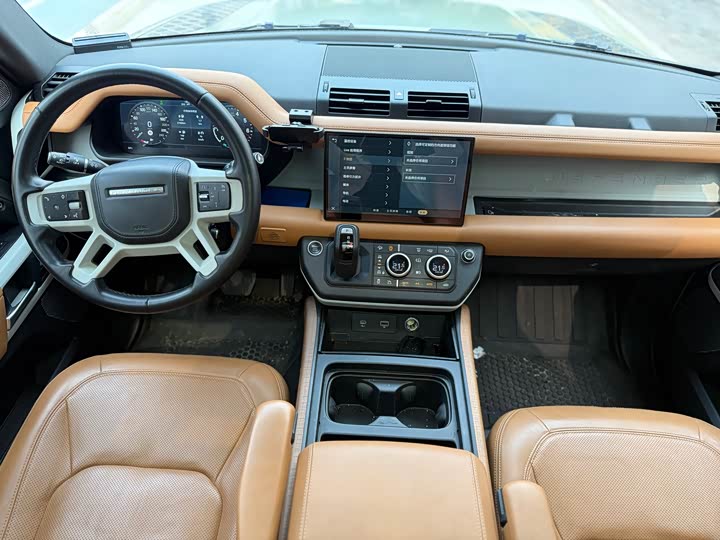 Фото 21 - Land Rover Defender