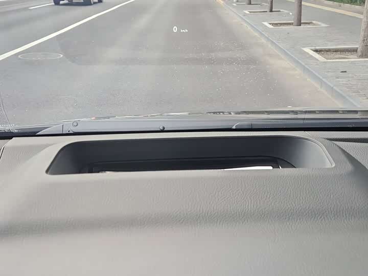 Фото 15 - Toyota Vellfire