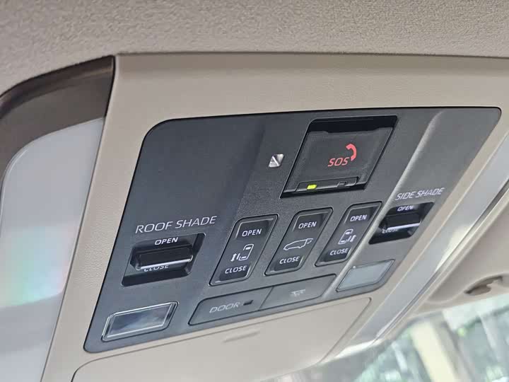 Фото 16 - Toyota Vellfire