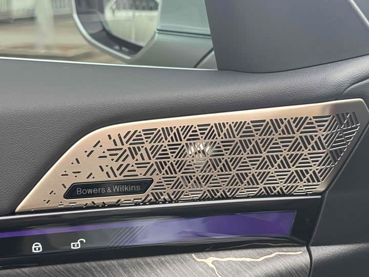 Фото 8 - BMW 5 Series