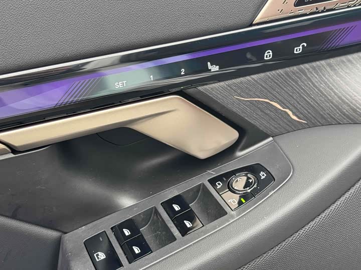 Фото 9 - BMW 5 Series