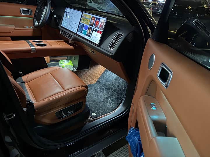 Фото 6 - LiXiang L8