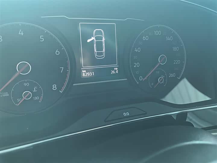 Фото 11 - Volkswagen Passat