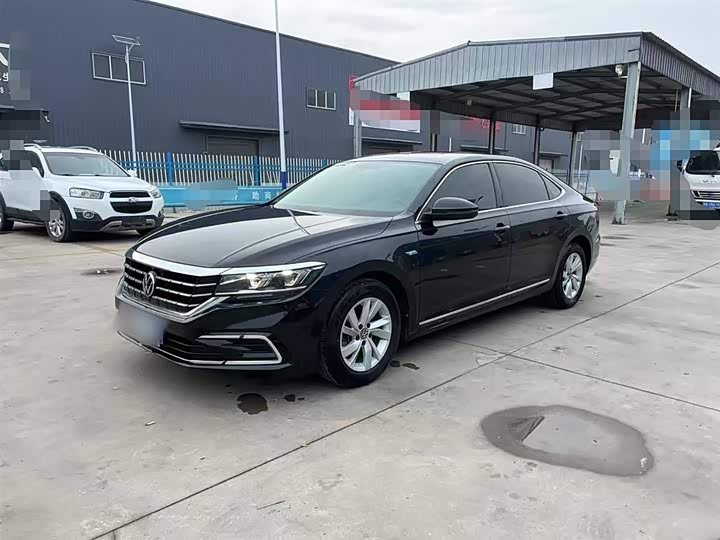 Фото 2 - Volkswagen Passat