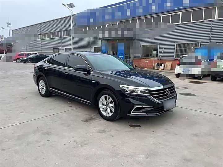 Фото 3 - Volkswagen Passat