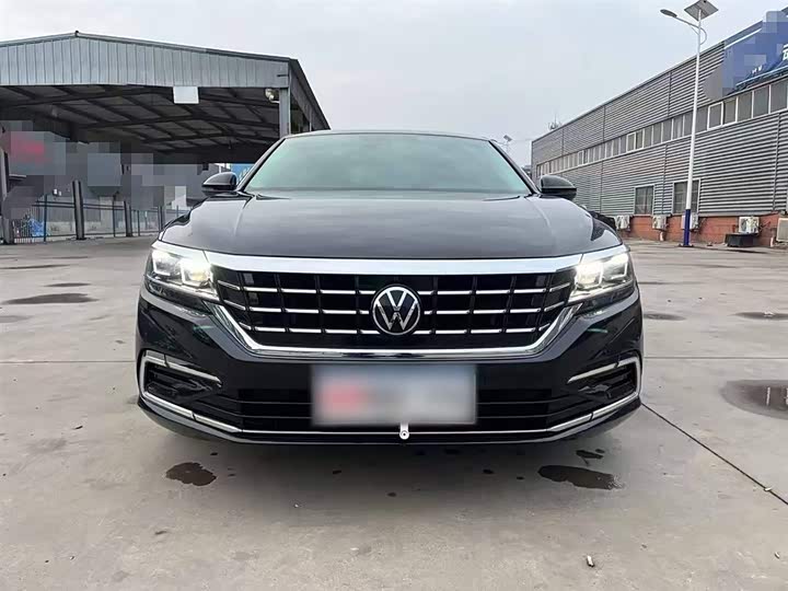 Фото 7 - Volkswagen Passat