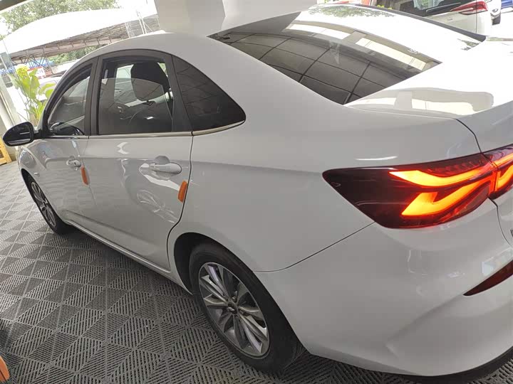 Фото 5 - Chevrolet Monza