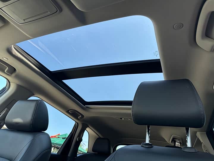 Фото 13 - Honda CR-V