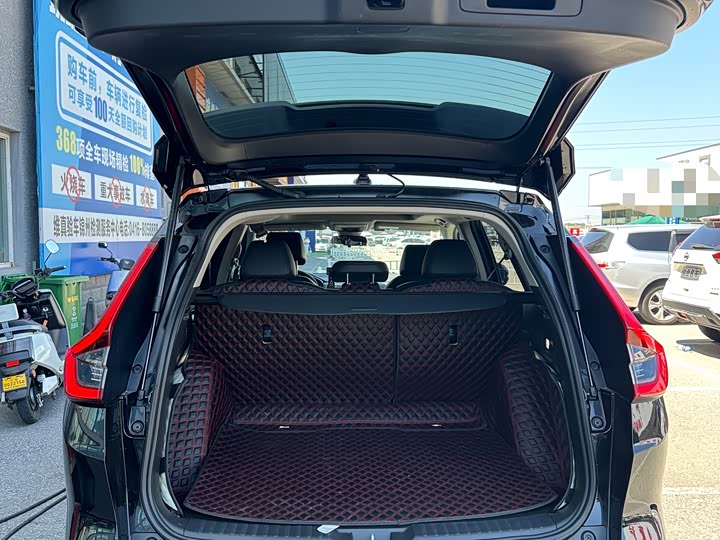 Фото 14 - Honda CR-V