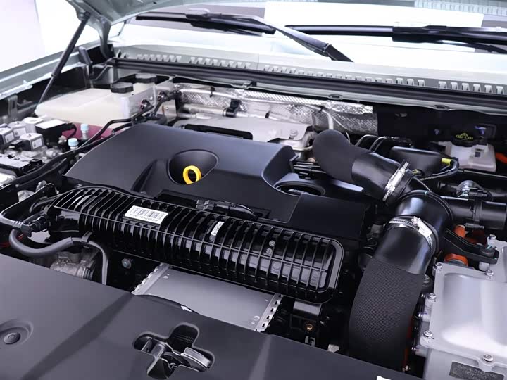 Фото 26 - BYD Yangwang U8