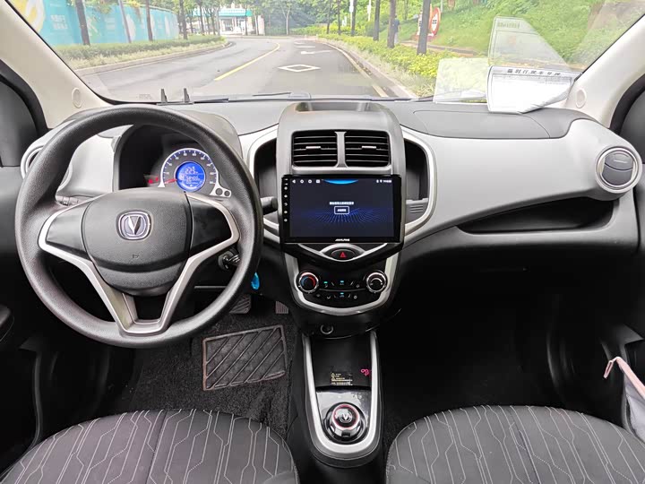 Фото 6 - Changan BenBen E-Star