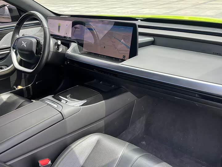 Фото 16 - XPeng P7