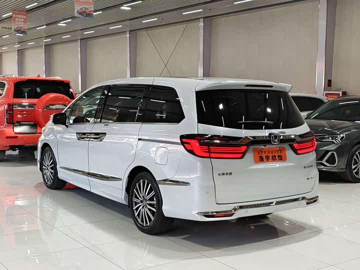 Фото 4 - Honda Elysion