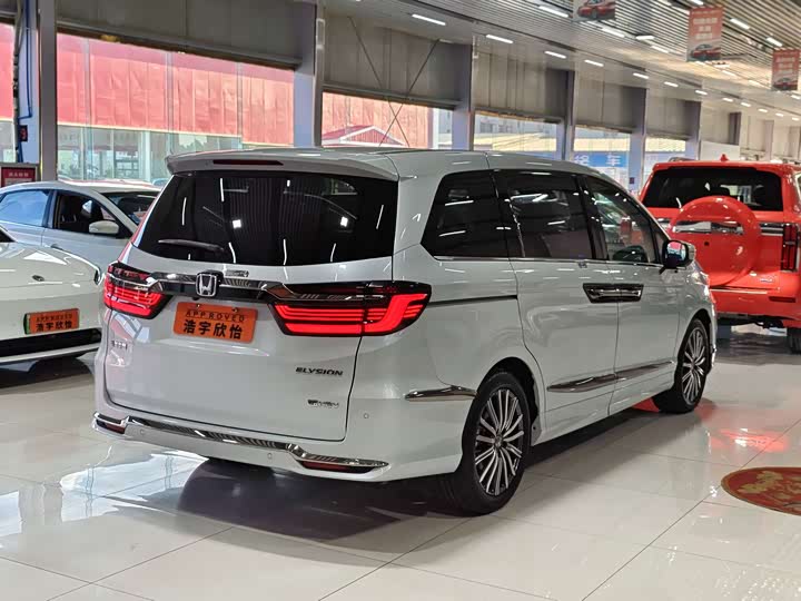 Фото 6 - Honda Elysion