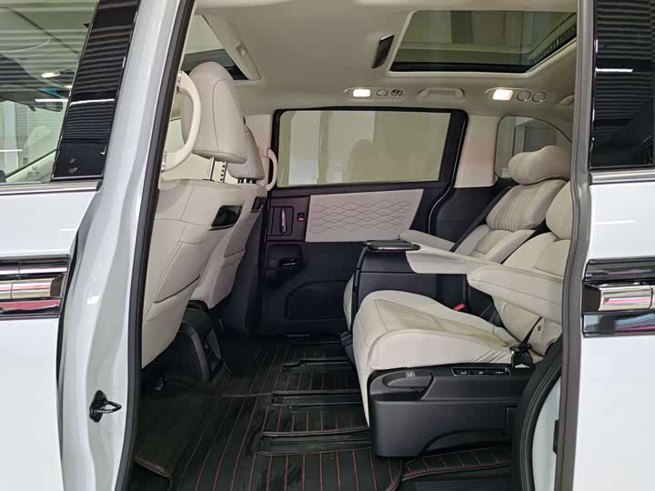 Фото 9 - Honda Elysion