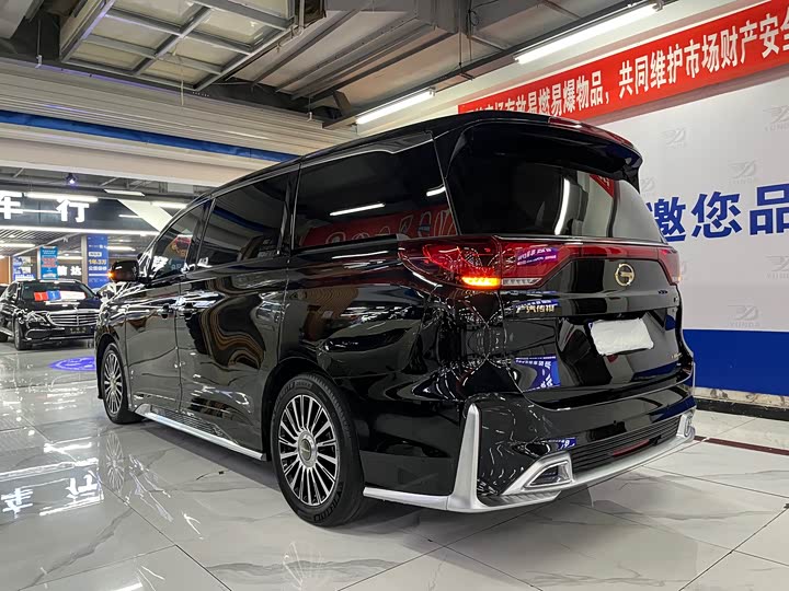 Фото 3 - GAC Trumpchi M8