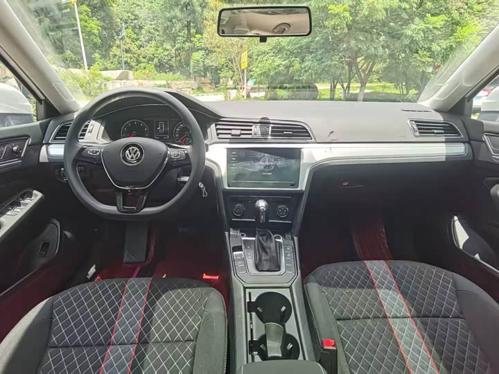 Фото 5 - Volkswagen Lamando L