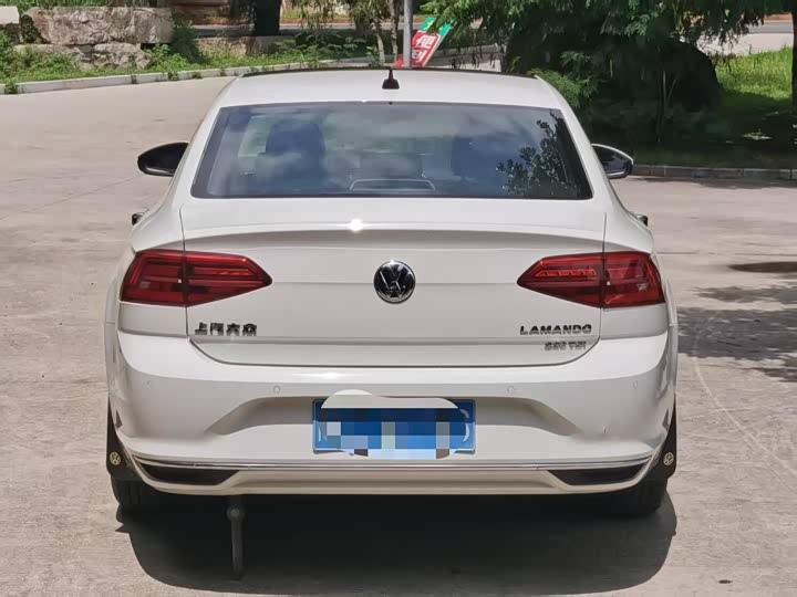 Фото 8 - Volkswagen Lamando L