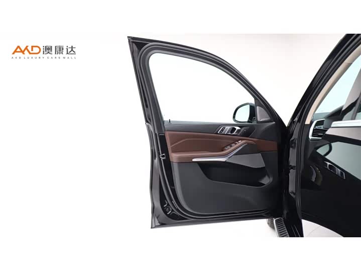 Фото 10 - BMW X5