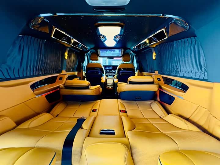 Фото 12 - Mercedes-Benz Vito