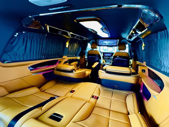 Фото 14 - Mercedes-Benz Vito