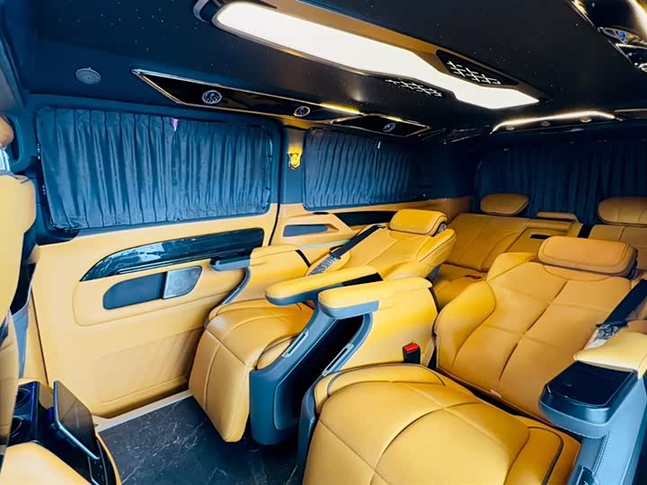 Фото 16 - Mercedes-Benz Vito