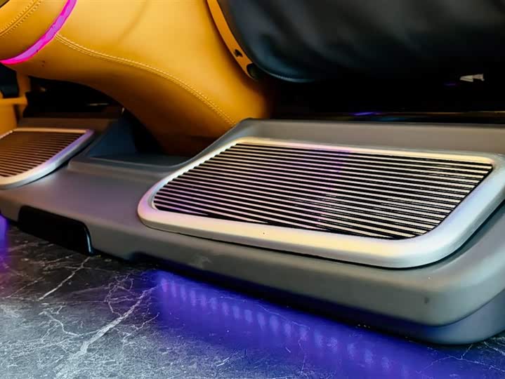 Фото 35 - Mercedes-Benz Vito