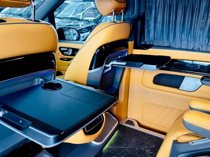 Фото 42 - Mercedes-Benz Vito