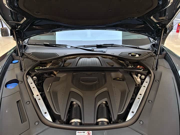 Фото 17 - Porsche Panamera