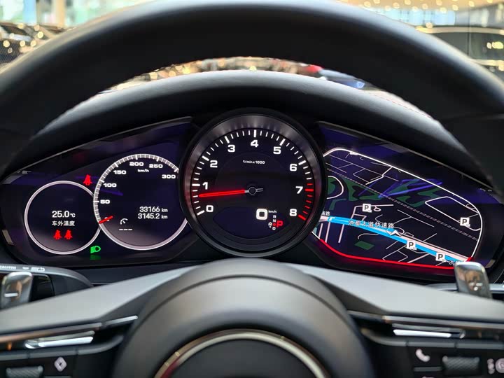 Фото 21 - Porsche Panamera