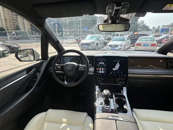 Фото 8 - GAC Trumpchi M8