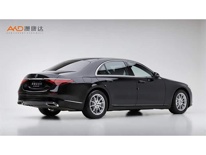 Фото 3 - Mercedes-Benz S-Class