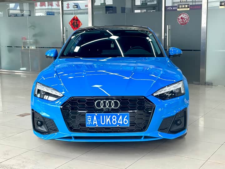 Фото 2 - Audi A5