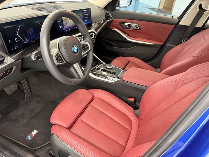 Фото 15 - BMW 3 Series