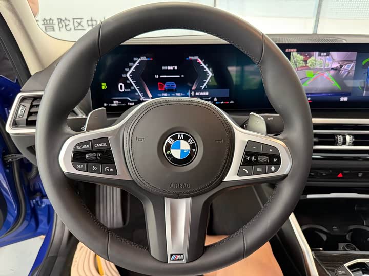 Фото 18 - BMW 3 Series