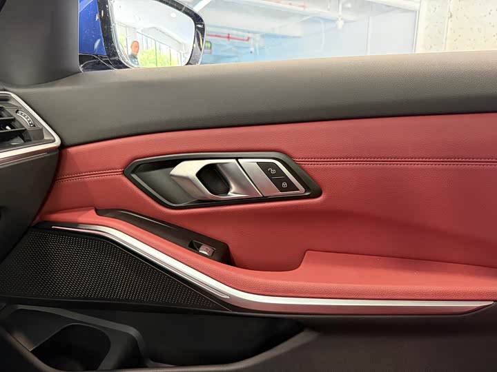 Фото 23 - BMW 3 Series