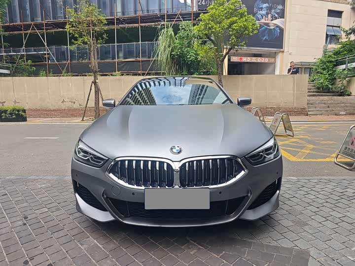 Фото 2 - BMW 8 Series