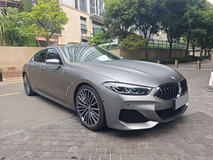 Фото 3 - BMW 8 Series