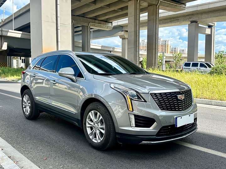 Фото 4 - Cadillac XT5