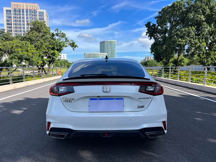 Фото 8 - Honda Integra